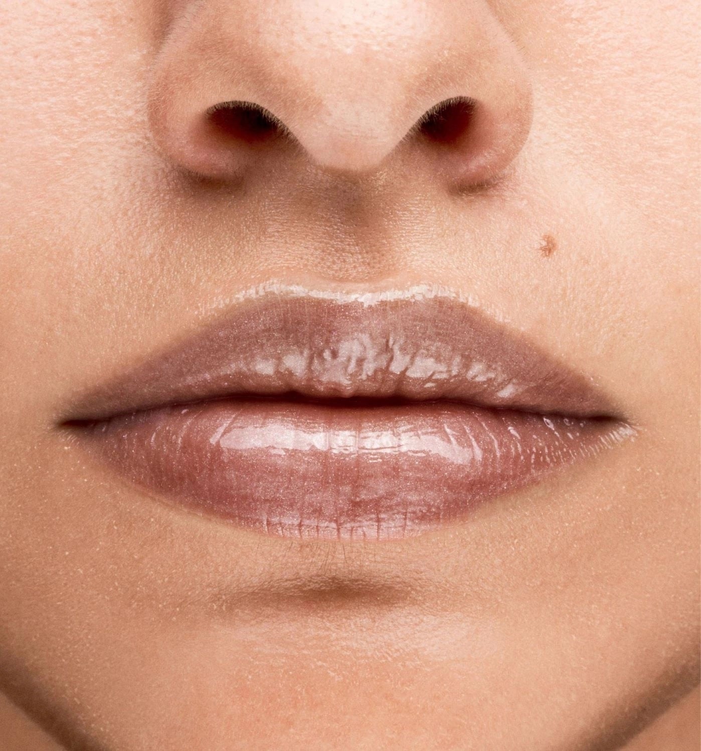 k11004_#150 nudo labbra