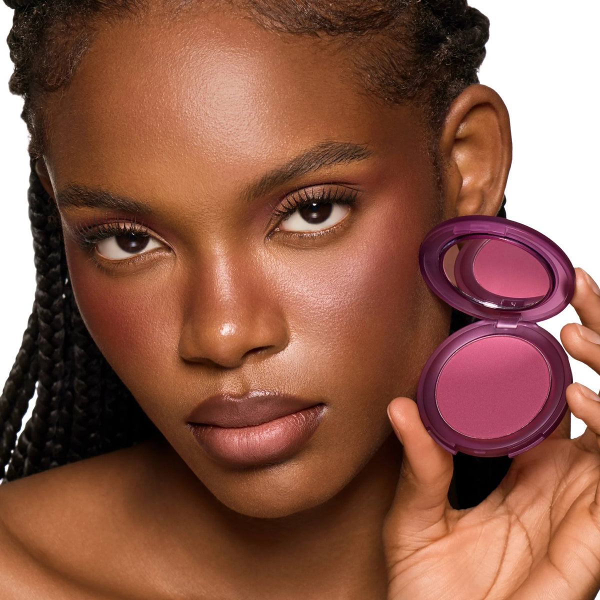 close-up blurring blush_#domina